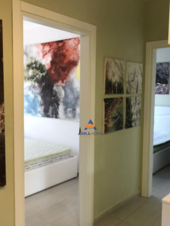 JEPET ME QERA APARTAMENT 2+1+BALLKON "STADIUMI DINAMO " 80000 LEKE