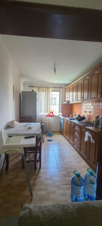 Appartamento 2+1 in Vendita ad Allias, Vicino alla Scuola Bajram Curri a Tirana (ID 4129534)
