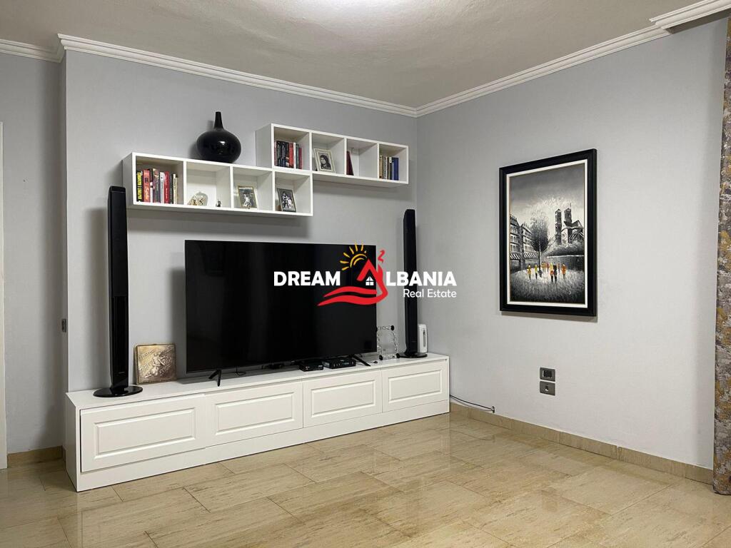 Apartment 3+1 for rent at Mozaiku in Tirana (ID 4239067)