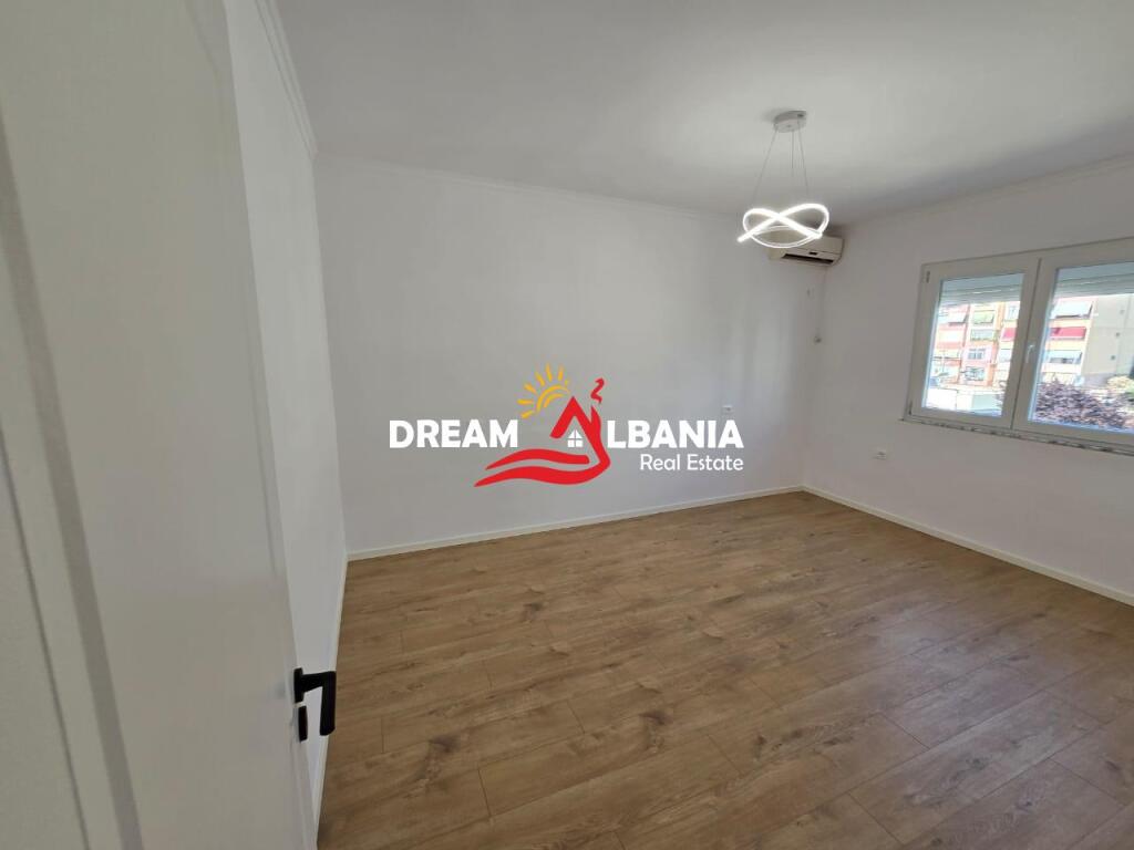 Appartamento 2+1 in Vendita in Via Bardhyl Strada Principale (ID 4129533)
