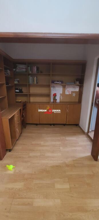 Appartamento 2+1 in Vendita ad Allias, Vicino alla Scuola Bajram Curri a Tirana (ID 4129534)