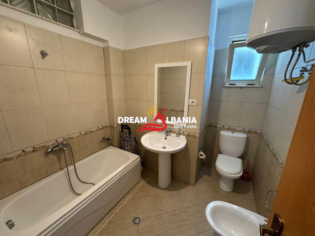 Appartamento 2+1+2 disponibile in Via Kavajes, a Tirana (ID 4221332)