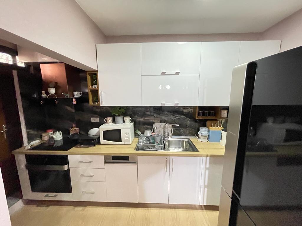 🚪Appartamento 1+1 in Affitto  📍Indirizzo: Ex parco Via Ndre Mjeda