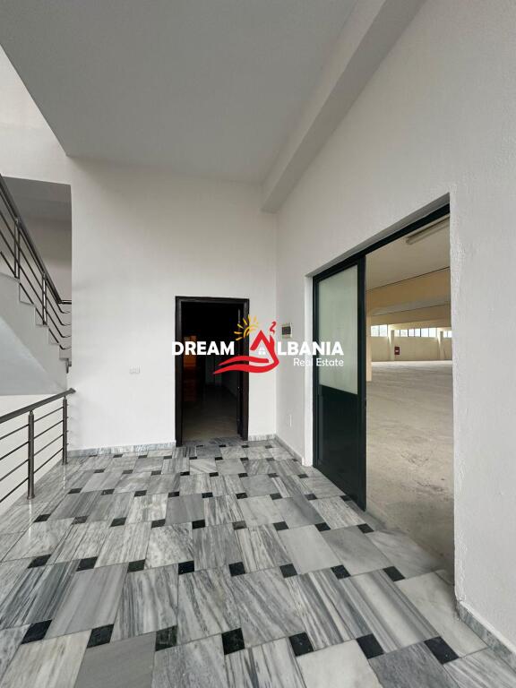 Warehouses for rent on the TR-DR highway near City Park in Tirana (ID 4281071)