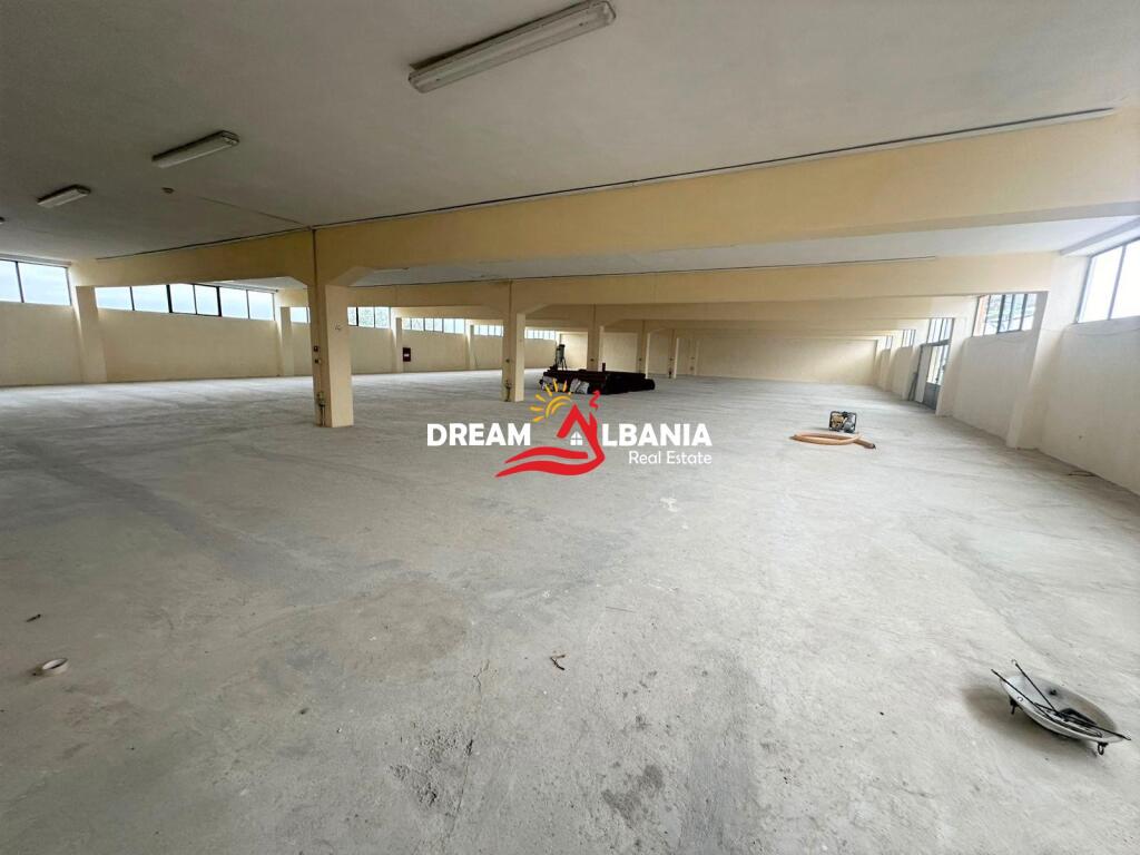 Warehouses for rent on the TR-DR highway near City Park in Tirana (ID 4281071)