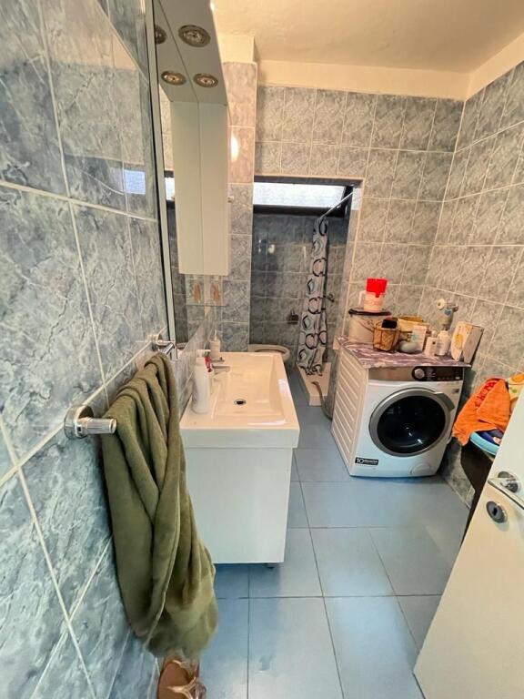 🚪Appartamento 1+1 in Affitto  📍Indirizzo: Ex parco Via Ndre Mjeda