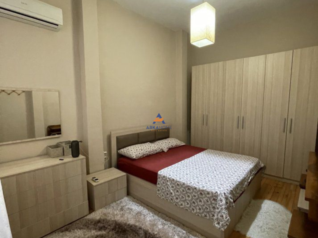 FOR RENT APARTMENT 1+1+YARD "MYSLYM SHYRI" 600 EURO (PARKING INCLUDED).
