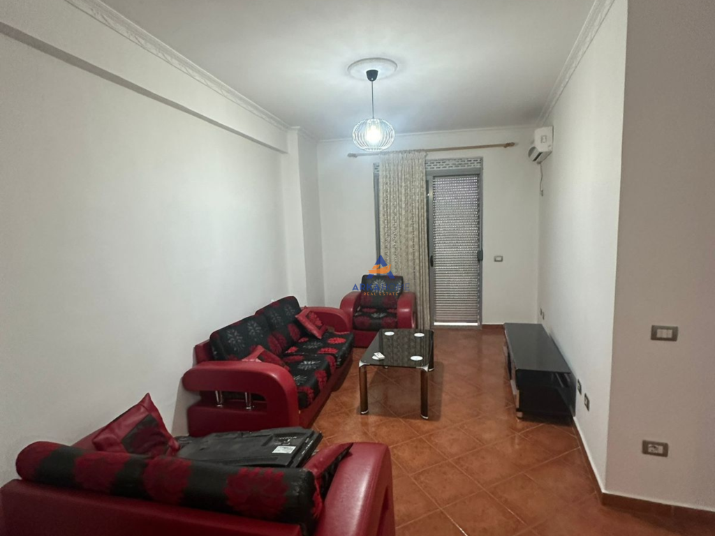 JEPET ME QERA APARTAMENT 2+1+2+BALLKON "MARTENITETI I RI" 500 EURO.