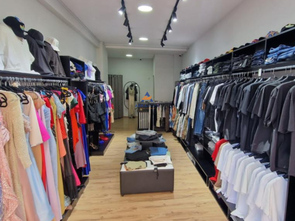 BUSINESS ACTIVITY FOR SALE 40M2 "DON BOSKO" 28,000 EURO (NEGOTIABLE)