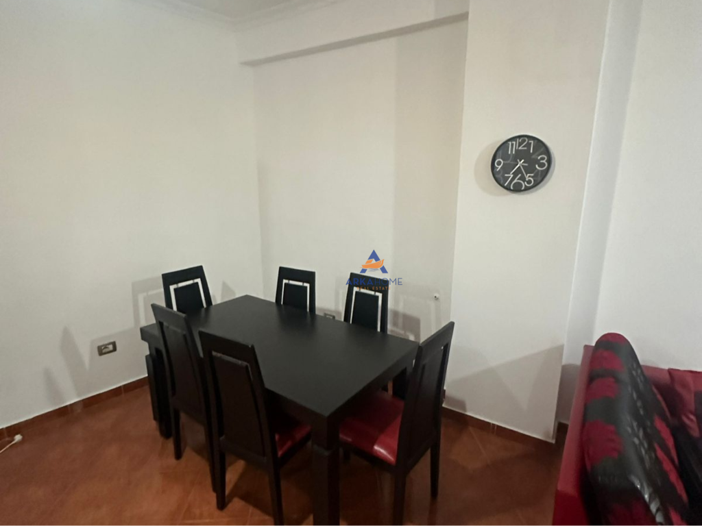 JEPET ME QERA APARTAMENT 2+1+2+BALLKON "MARTENITETI I RI" 500 EURO.
