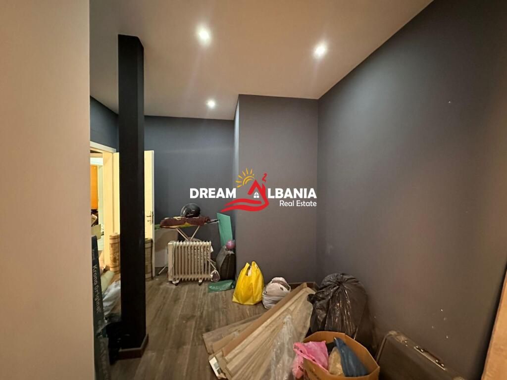 Apartment 3+1+2+verandas for sale at Tirana Golden Park near Amerikan 3 (ID 4131464)