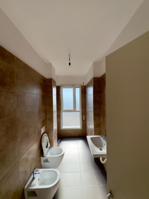 Apartament 1+1 +Ballkon me qera tek "Tirana Trio Tower Residence", Don Bosko - Tirane (ID 42111437)