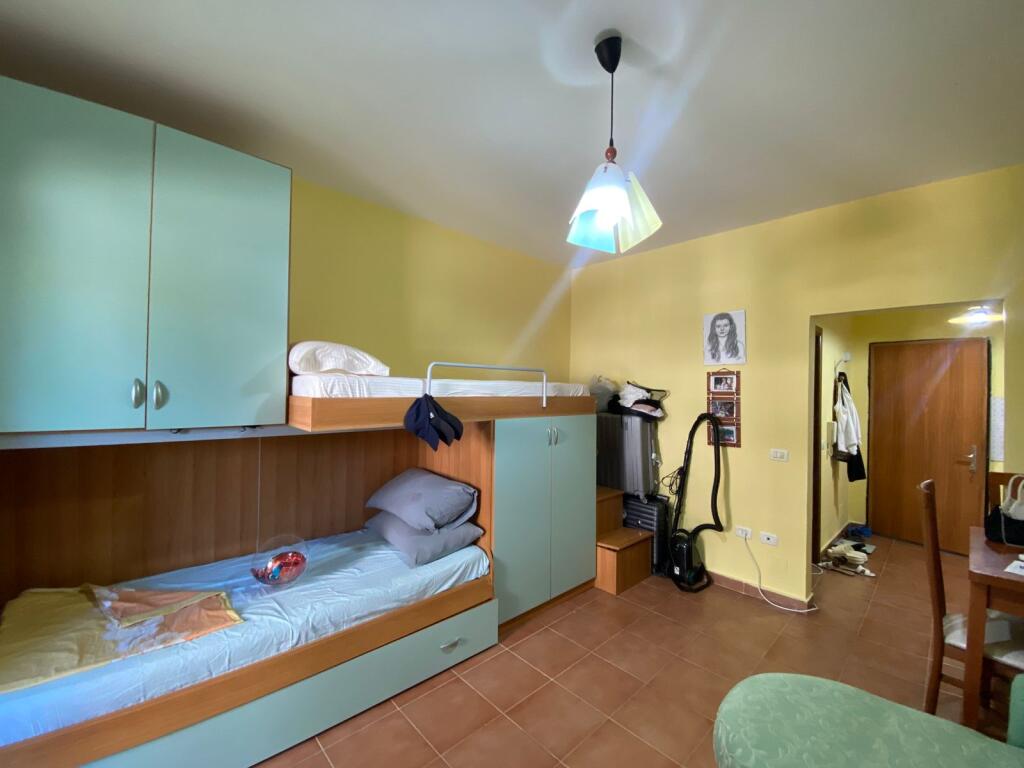 MONOLOCALE IN VENDITA A GOLEM!
