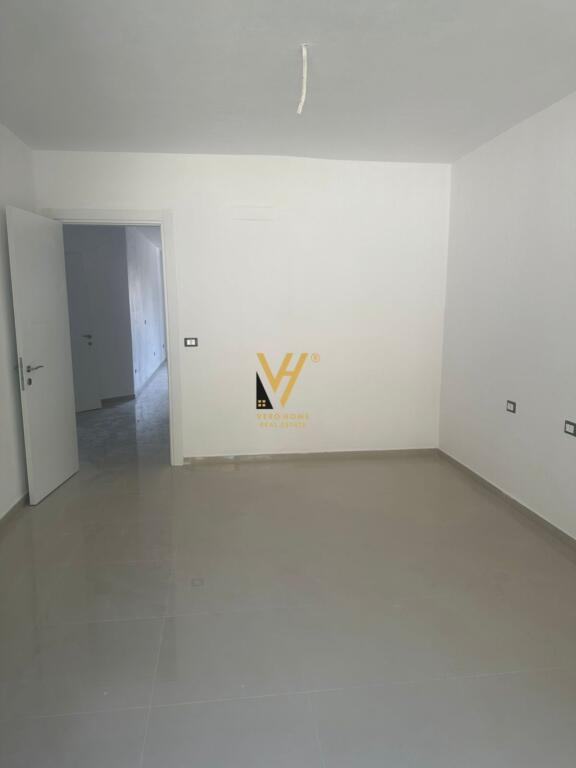 FOR SALE APARTMENT 2+1+2 IN WHITE HILL COMPLEX AT CURRILAT, DURRËS 285,000 EURO