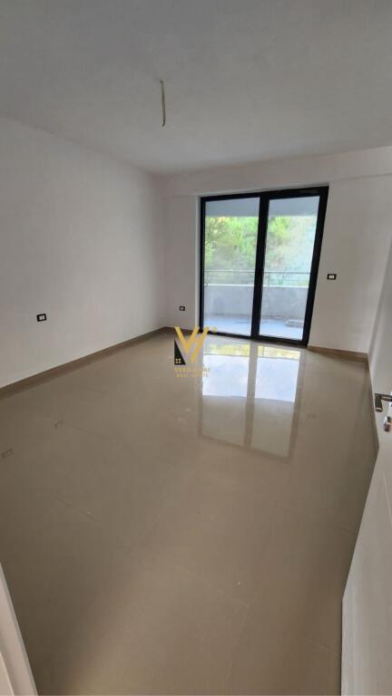 FOR SALE APARTMENT 2+1+2 IN WHITE HILL COMPLEX AT CURRILAT, DURRËS 285,000 EURO