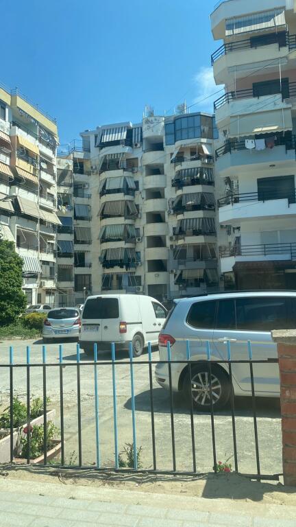 MONOLOCALE IN VENDITA A GOLEM!
