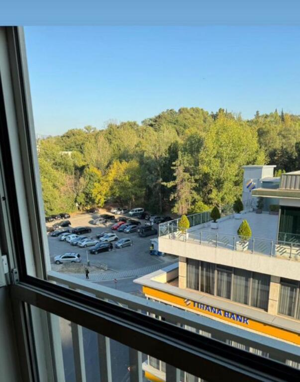 OFFICE FOR RENT 131 M2 BLOK 2,000 EURO
