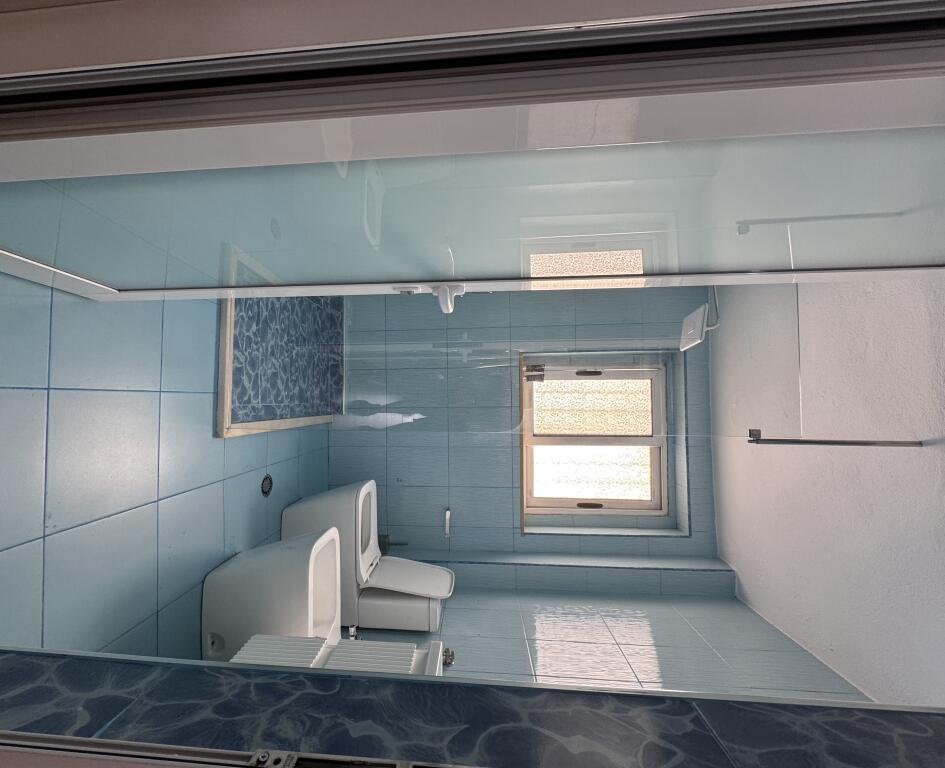 JEPET ME QERA APARTAMENT LUKSOZ 2+1 TEK KAFE FLORA (1000 euro)