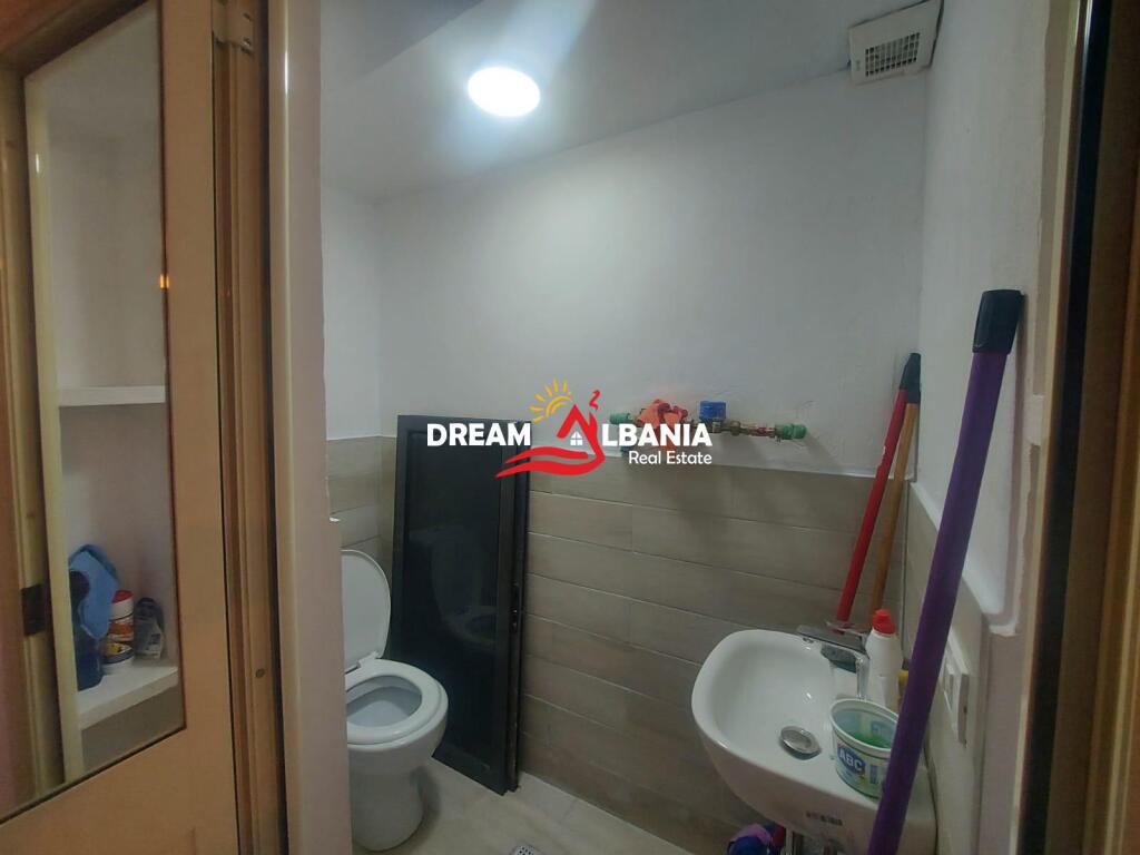 Office for rent in Kombinat near Health Center no.6 in Tirana (ID 4261816 )