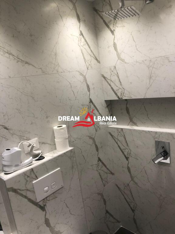 Shiten 2 apartamente 1+1 tek Pazari i Ri (ID 4139187)