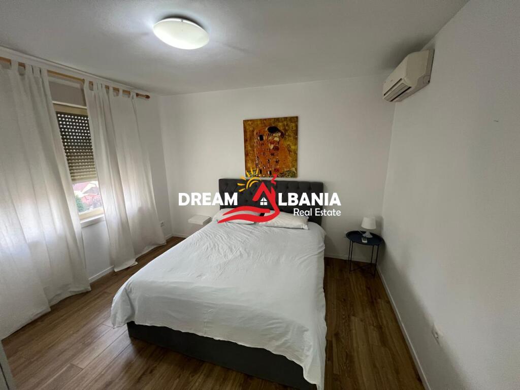 Apartament 2+1 me qera ne Qender te Tiranes tek Rruga e Bogdaneve (ID 42215137)
