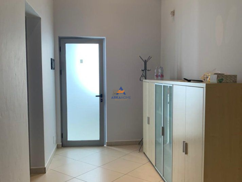 JEPET AMBIENT ZYRE " RRUGA E DIBRES" 430 EURO