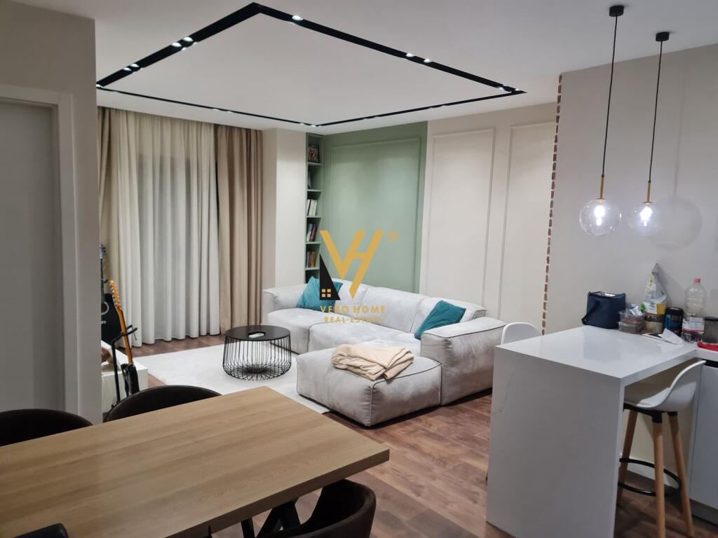 JEPET APARTAMENT 1+1+BLK ME QERA TE PALLATET ÇABEJ, YZBERISHT 45.000 LEKE