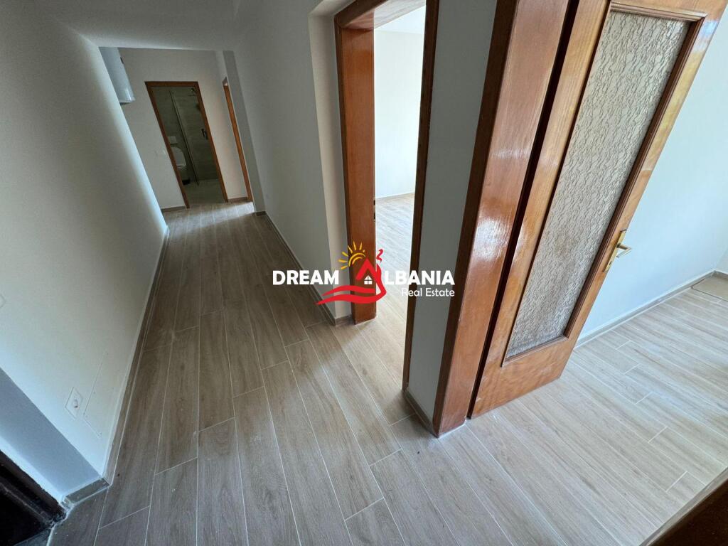 Office space ( Ap 3+1 ) for rent on Durres Street (ID 42711344)