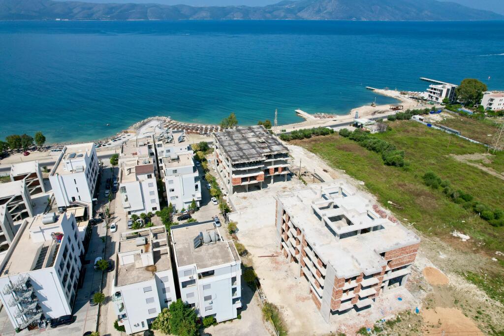 Apartament per shitje ne Radhime, Vlore