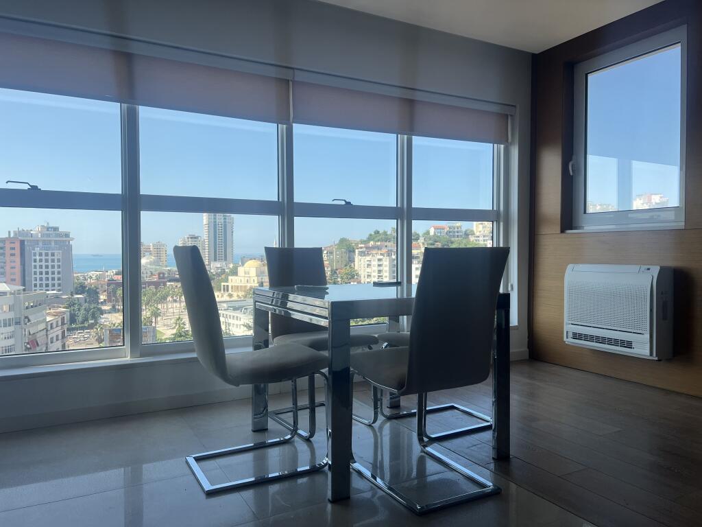 SHITET APARTAMENT 2+1+BALLKON NE QENDER TE DURRESIT