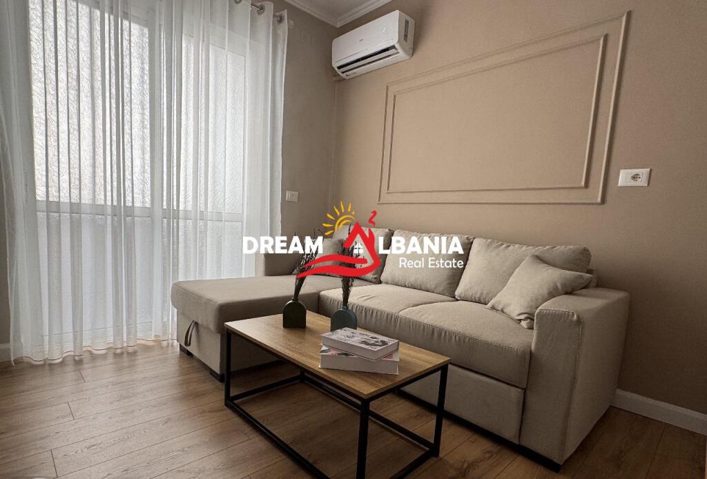 Super Apartament 2+1 me Qera ne Qender, prane Kafe Flora ne Tirane (ID 4229457)