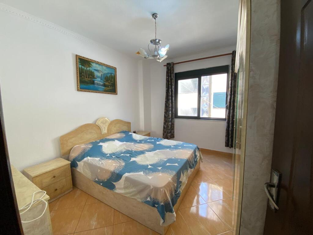 SHITET APARTAMENT 1+1 PRANE KLAJDI RESORT, GOLEM!