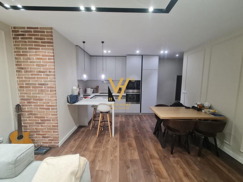 JEPET APARTAMENT 1+1+BLK ME QERA TE PALLATET ÇABEJ, YZBERISHT 45.000 LEKE