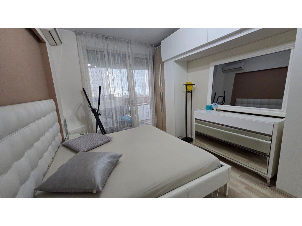 MODERN APARTMENT FOR SALE AT THE PARIS COMMUNE