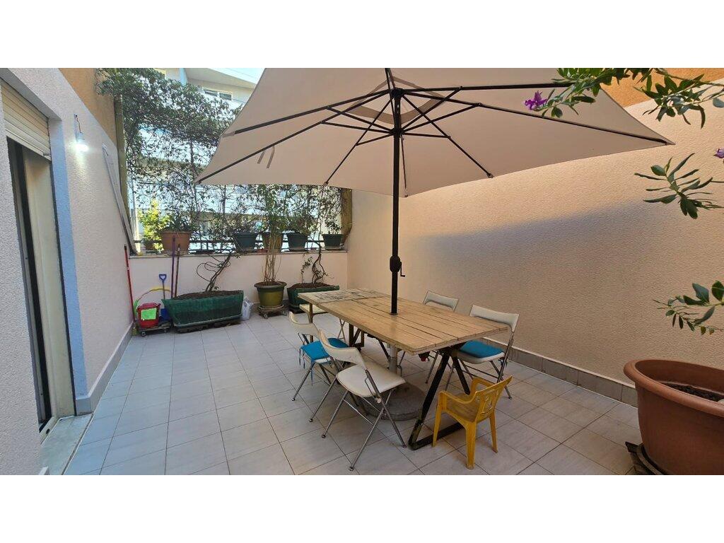 MODERN APARTMENT FOR SALE AT THE PARIS COMMUNE