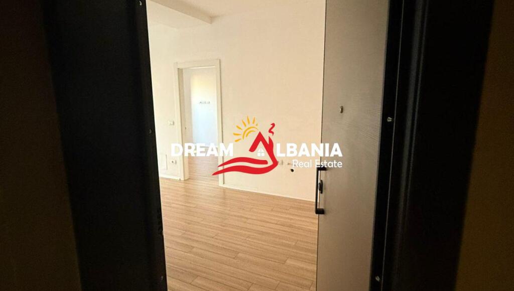 Ambient komercial me qera ne Rr. e Kavajes, Prane “Tirana Garden Building”, ne Tirane (ID 42611325)