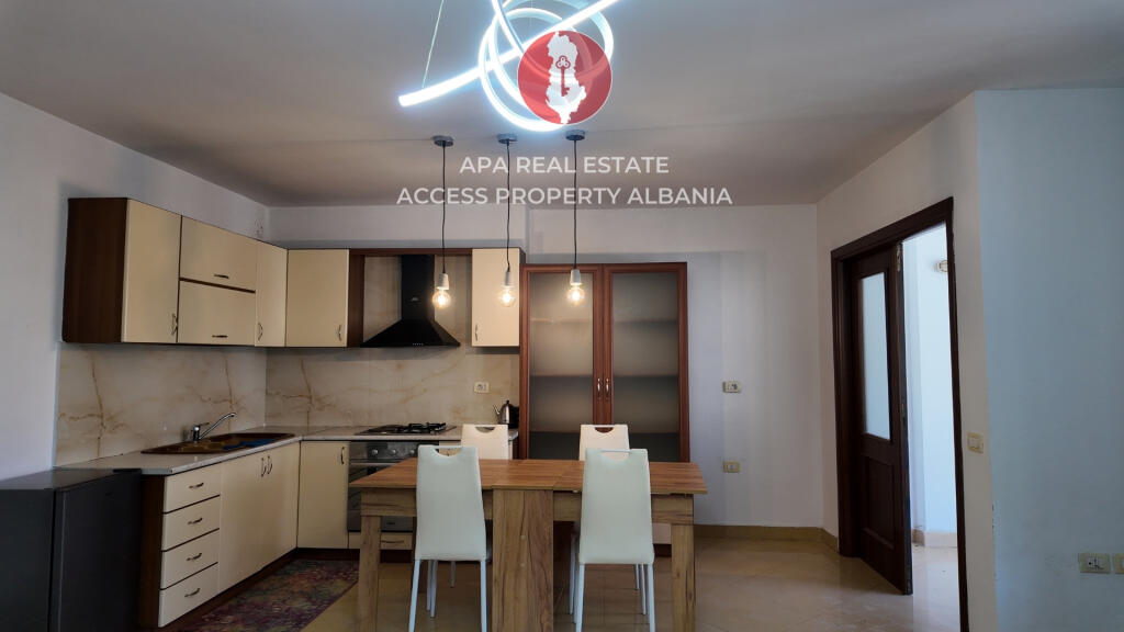 🏙 Jepet me qira apartament në qendër të Tiranës 🏠