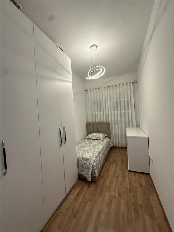 Super Apartment 2+1 for rent at the Mangalem/Ali Demi complex (500 euros non-negotiable)
