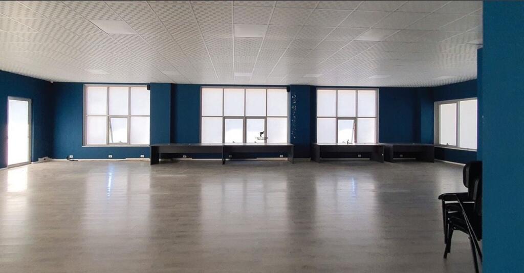 UFFICIO IN AFFITTO 240M2 VIA BARDHYL 2.800 EURO