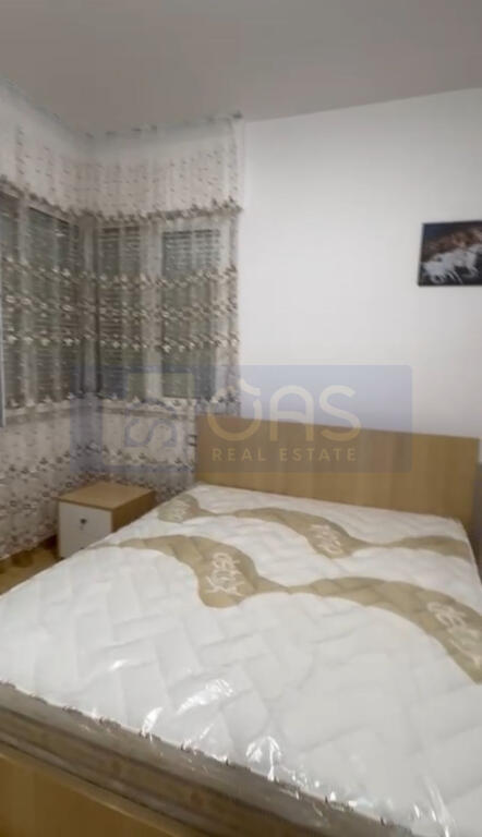 Jepet me qera  apartament 1+1 ne 5 Maj