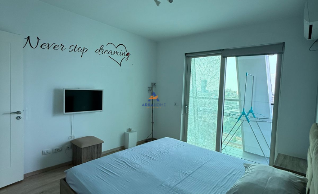 AFFITTASI APPARTAMENTO 1+1+BALCONE+POSTO AUTO PRESSO "AMBASCIATORE 3, STADIO AIR ALBANIA" 1300 EURO