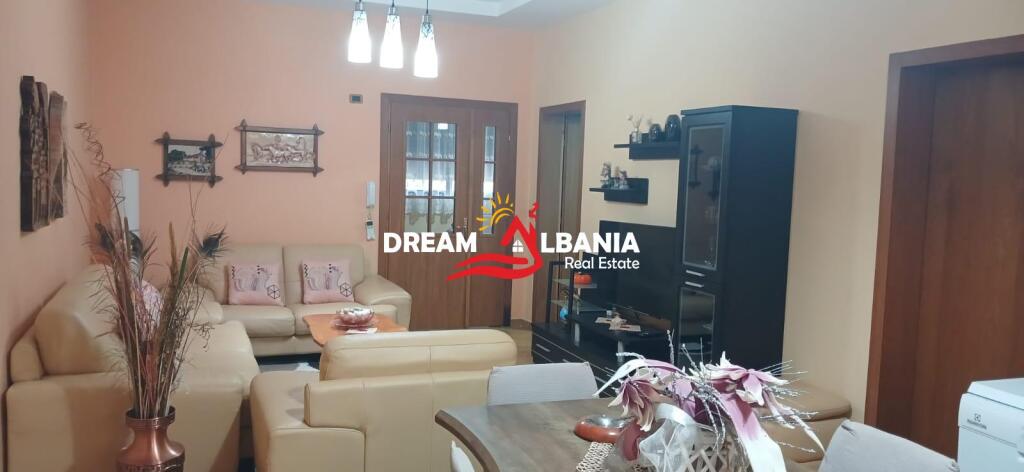 Appartamento 2+1 in affitto a Shkoze vicino al Complesso Archivistico ID (4251413)