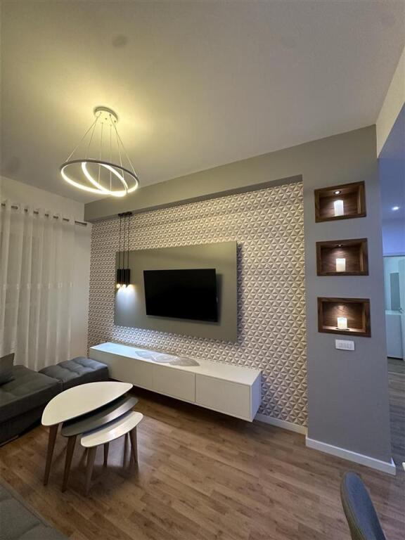 Super Apartment 2+1 for rent at the Mangalem/Ali Demi complex (500 euros non-negotiable)
