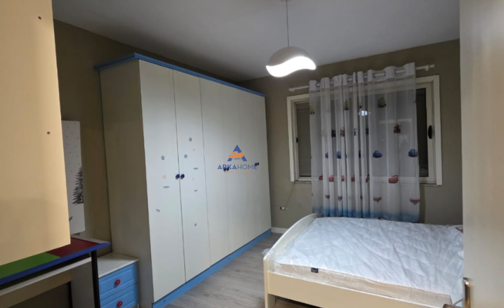JEPET APARTAMENT ME QERA 2+1 "RRUGA 3 DESHMORET ,YZBERISHT" 55.000 LEKE