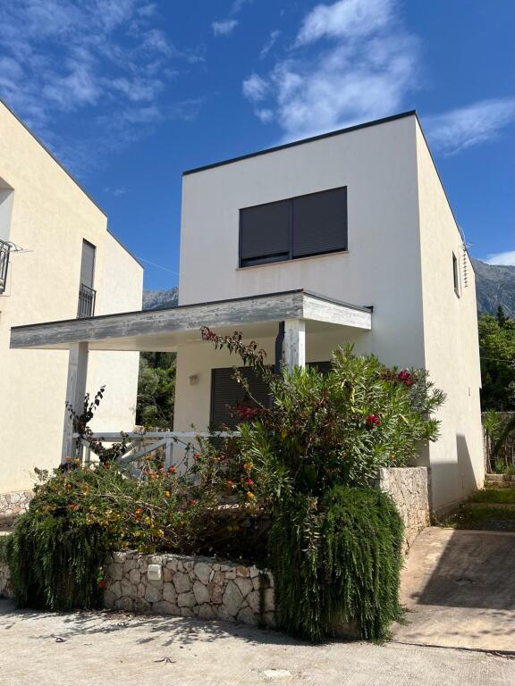 Villa For Sale in the White Rocks Residence Dhermi