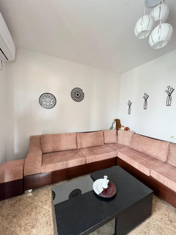 Apartament Me Qera 2+1 Tek Rruga e Dibres (ID B2201440) Tirane