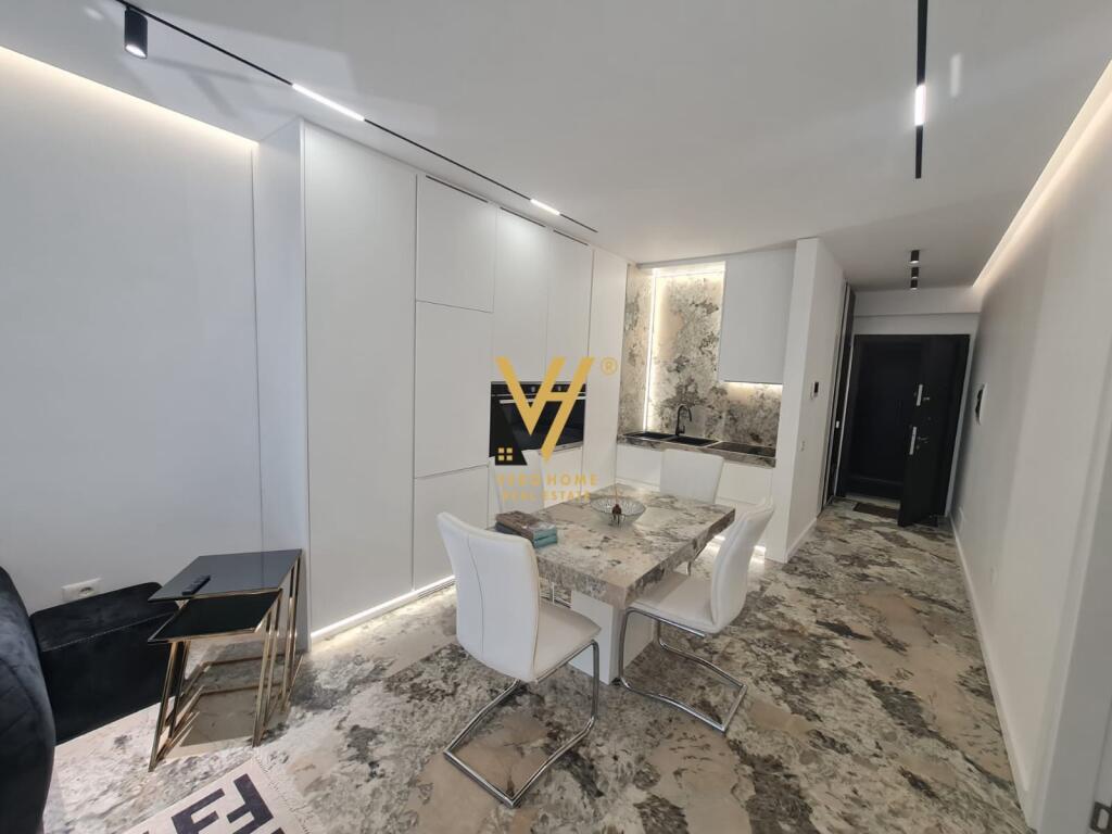 JEPET APARTAMENT 1+1+BLK ME QIRA TE LIQENI I THATE 1.200 EURO