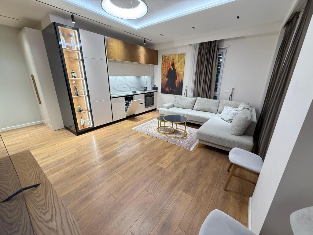 📢 For Rent – Apartment 2+1 + Parking  📍 Center of Tirana, near the 9-storey buildings, beginning of Dibra Street
