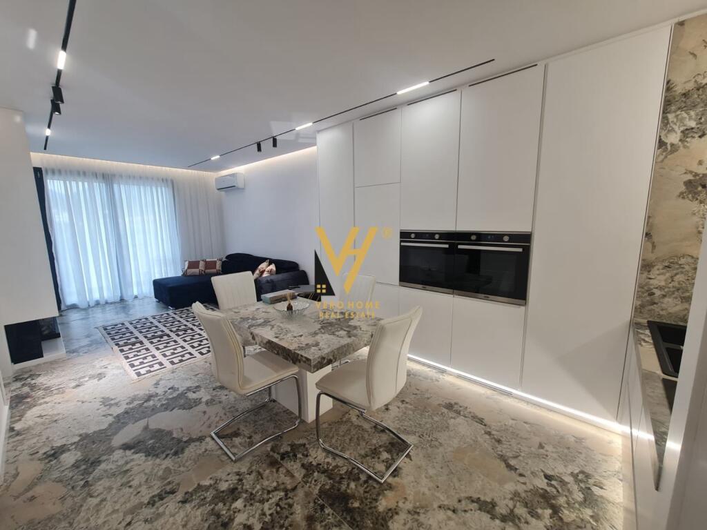 JEPET APARTAMENT 1+1+BLK ME QIRA TE LIQENI I THATE 1.200 EURO