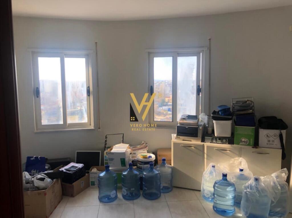 JEPET ZYRE ME QIRA TE KOMPLEKSI GENER 2, JORDAN MISJA 600 EURO